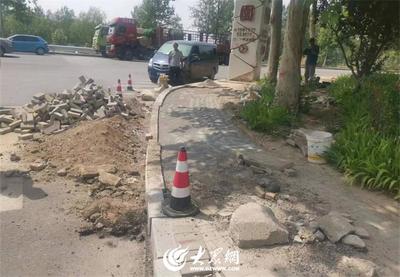 宁津公路分中心修复人行道 保障群众舒心出行